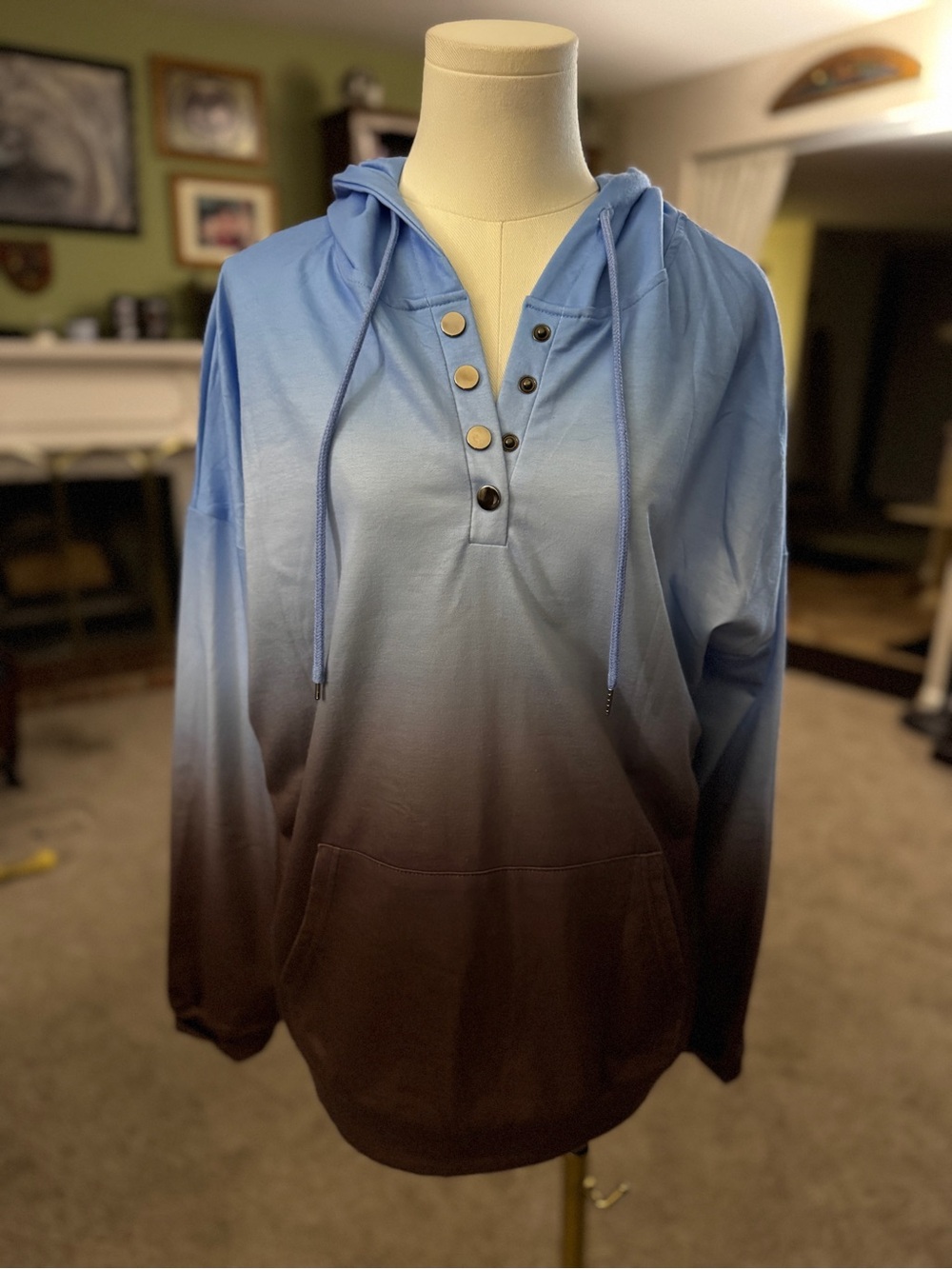 Women’s Blue Black Ombré Hoodie Size L Snap Neck Pullover Kangaroo Pocket
